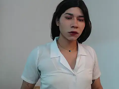 Snapshot of Moon_Foxxy chatting on June 26, 2026, 6:14 pm Moon Foxxy online show from June 26, 2026, 6:14 pm