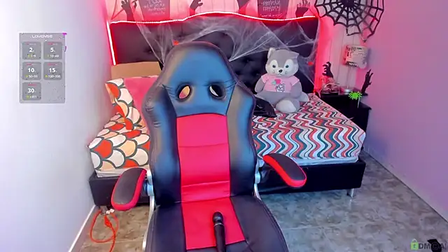 julieth love  online show from October 24, 2025, 12:59 pm