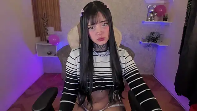 mia catt05 online show from February 16, 2025, 6:32 am