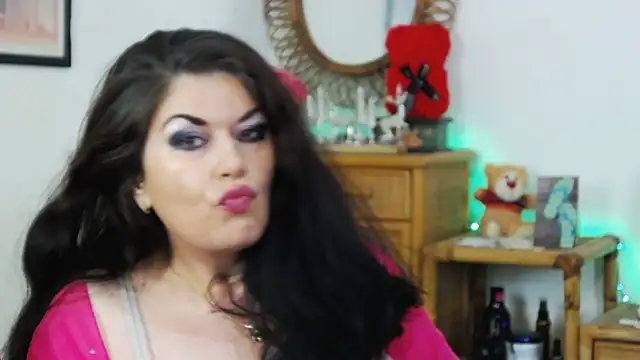 Snapshot of EllenGrace chatting on January 7, 2026, 8:08 am EllenGrace online show from January 7, 2026, 8:08 am