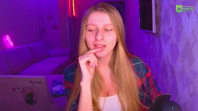 Snapshot of AmaliaQueen chatting on December 9, 2024, 2:06 pm AmaliaQueen online show from December 9, 2024, 2:06 pm