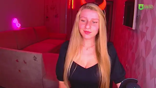 Snapshot of AmaliaQueen chatting on October 30, 2025, 2:58 pm AmaliaQueen online show from October 30, 2025, 2:58 pm