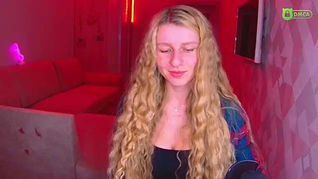 Snapshot of AmaliaQueen chatting on December 1, 2025, 3:02 pm AmaliaQueen online show from December 1, 2025, 3:02 pm