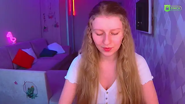 Snapshot of AmaliaQueen chatting on March 2, 2025, 2:36 pm AmaliaQueen online show from March 2, 2025, 2:36 pm