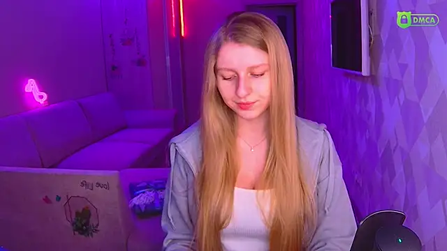 Snapshot of AmaliaQueen chatting on December 7, 2024, 2:08 pm AmaliaQueen online show from December 7, 2024, 2:08 pm