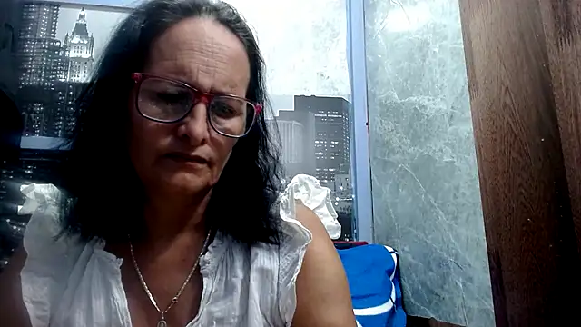 Nastylatinaxxx online show from May 27, 2026, 12:31 am