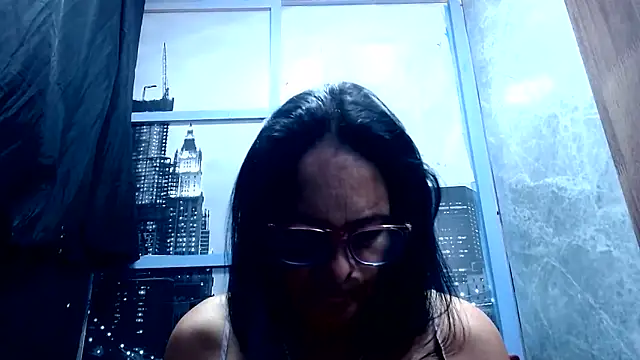 Nastylatinaxxx online show from June 15, 2026, 12:38 pm