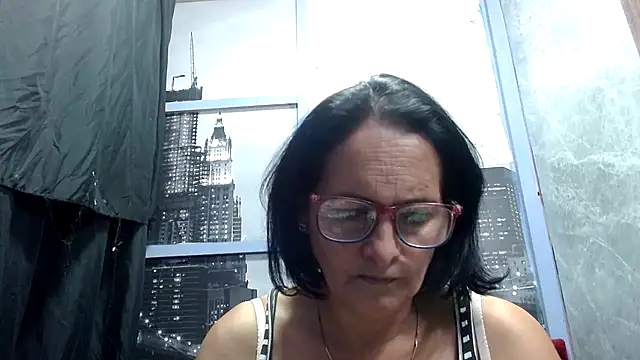 Nastylatinaxxx online show from November 30, 2025, 12:00 am