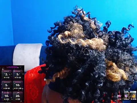 Snapshot of the_pearl199 chatting on October 19, 2025, 7:33 am the pearl199 online show from October 19, 2025, 7:33 am