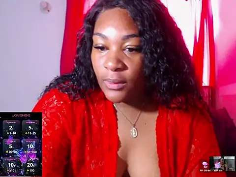 Snapshot of the_pearl199 chatting on May 19, 2026, 1:07 pm the pearl199 online show from May 19, 2026, 1:07 pm