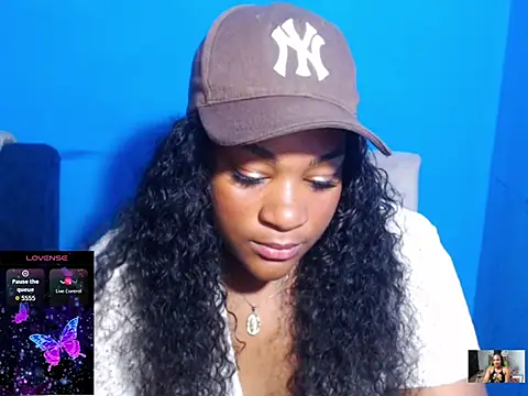 Snapshot of the_pearl199 chatting on February 26, 2026, 4:12 am the pearl199 online show from February 26, 2026, 4:12 am