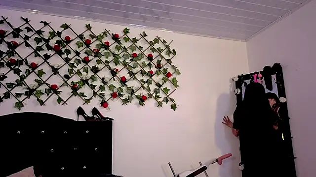 Snapshot of Alaia_Asuka chatting on February 11, 2026, 1:16 am Alaia Asuka online show from February 11, 2026, 1:16 am