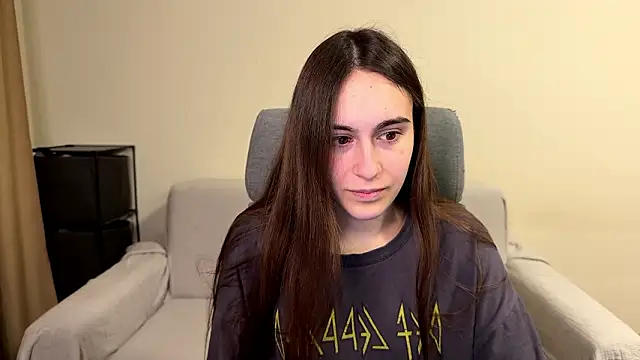 AliceKolltt online show from March 22, 2026, 8:32 pm