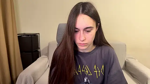 AliceKolltt online show from March 21, 2026, 8:46 pm