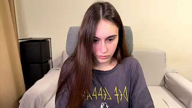 AliceKolltt online show from March 24, 2026, 10:10 pm