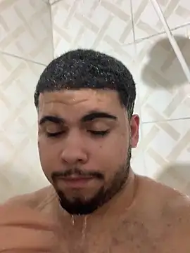 Casal Safado  online show from September 20, 2025, 5:01 am