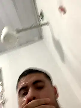 Casal Safado  online show from October 4, 2025, 8:43 pm