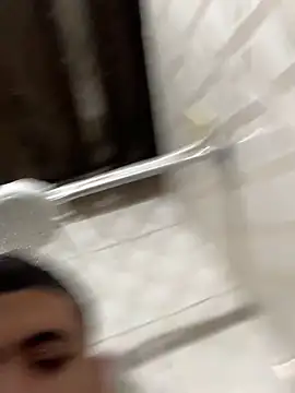 Casal Safado  online show from September 17, 2025, 4:03 am