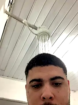 Casal Safado  online show from November 9, 2025, 1:09 am