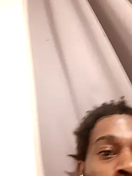 patrickfc  online show from September 24, 2025, 4:30 am