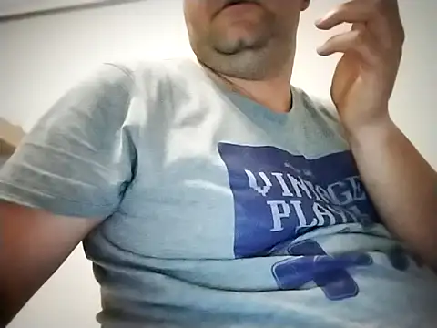 panchitoesp online show from November 1, 2025, 5:51 pm