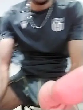 Zoro 23cm online show from November 7, 2025, 10:57 pm