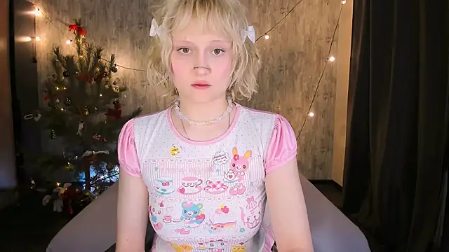 Snapshot of MariaMango chatting on January 13, 2026, 7:40 pm MariaMango online show from January 13, 2026, 7:40 pm