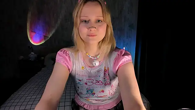 Snapshot of MariaMango chatting on February 16, 2025, 4:42 am MariaMango online show from February 16, 2025, 4:42 am