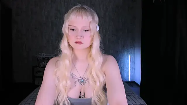 Snapshot of MariaMango chatting on November 7, 2025, 2:27 am MariaMango online show from November 7, 2025, 2:27 am