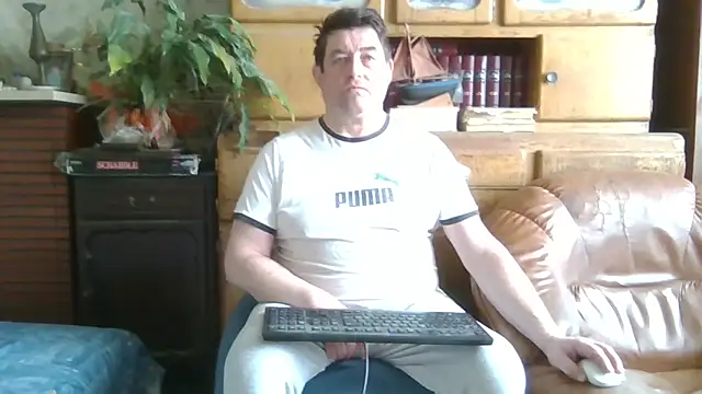 sympatrique online show from February 15, 2025, 9:49 am