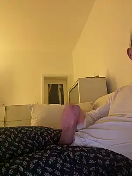 Frank22xx online show from February 28, 2026, 9:03 pm