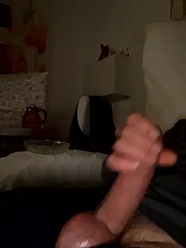 Frank22xx online show from April 28, 2026, 8:35 pm