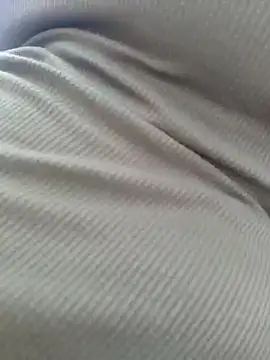 Sara smiiith211 online show from February 5, 2025, 6:48 pm