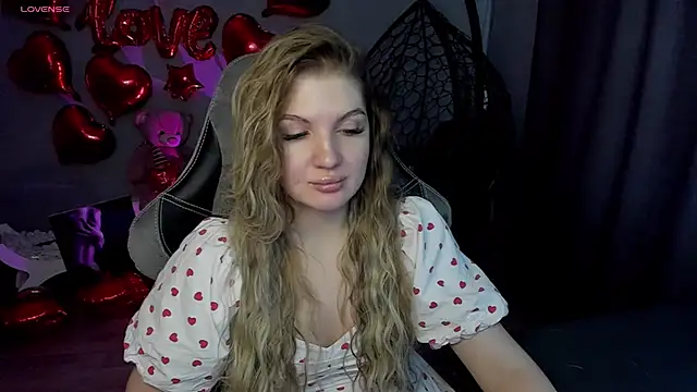 lily williamss online show from February 15, 2025, 3:52 am