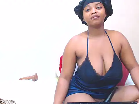 Snapshot of Xoli_11 chatting on October 12, 2025, 5:09 am Xoli 11 online show from October 12, 2025, 5:09 am