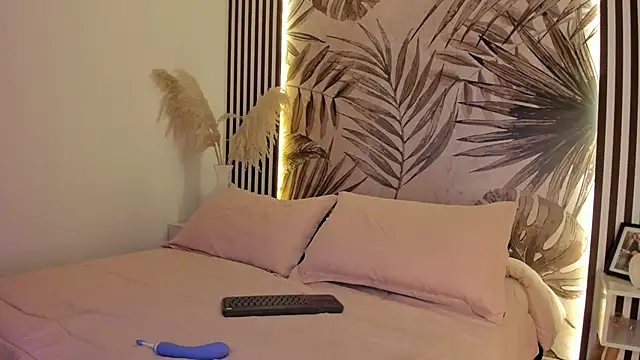 Samaantha-White online show from March 13, 2026, 11:48 am