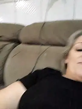 Snapshot of marcialoira chatting on November 5, 2025, 10:57 pm marcialoira online show from November 5, 2025, 10:57 pm