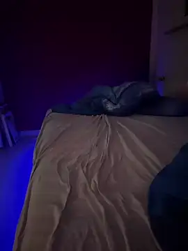 Bennyben8604 online show from February 11, 2025, 9:35 pm