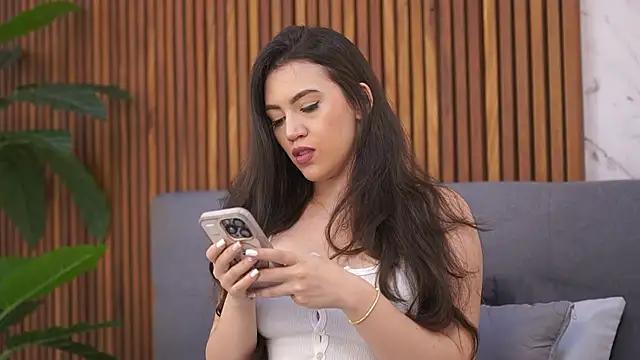 Snapshot of Amelia_Rouse chatting on March 21, 2025, 6:07 pm Amelia Rouse online show from March 21, 2025, 6:07 pm