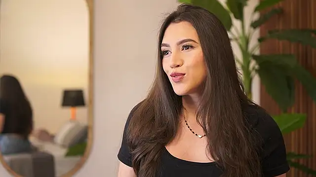 Snapshot of Amelia_Rouse chatting on March 1, 2025, 8:21 pm Amelia Rouse online show from March 1, 2025, 8:21 pm