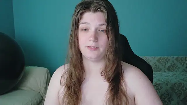 Snapshot of TreeJeanne chatting on June 18, 2026, 10:04 pm TreeJeanne online show from June 18, 2026, 10:04 pm