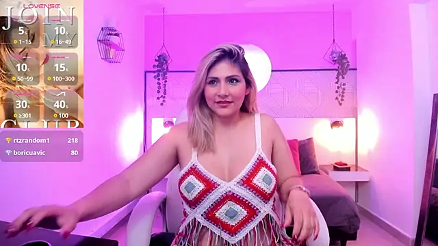 Melanie silver  online show from February 21, 2025, 10:48 pm