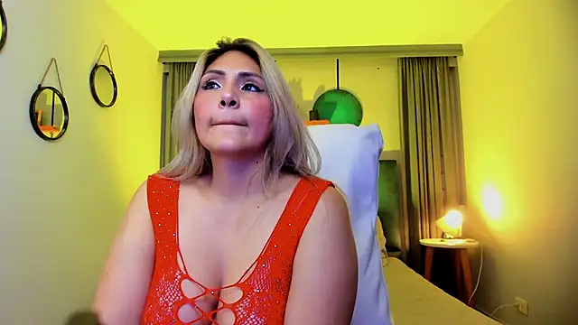 Melanie silver  online show from February 26, 2025, 8:47 pm