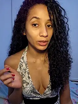 lessaeumesma8 online show from September 26, 2025, 3:08 pm