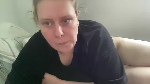Snapshot of kiki6456 chatting on June 3, 2026, 6:12 pm kiki6456 online show from June 3, 2026, 6:12 pm