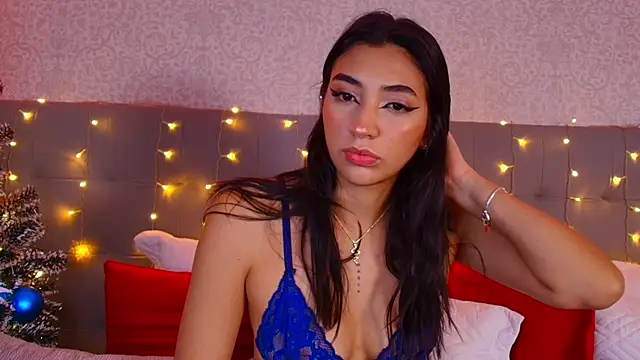 Snapshot of _Aura- chatting on January 17, 2026, 4:05 am Aura- online show from January 17, 2026, 4:05 am