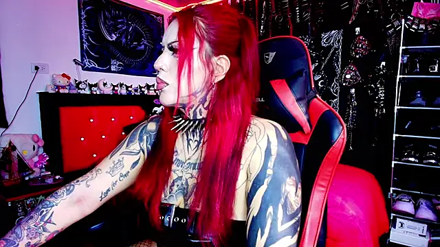 jannaink  online show from July 16, 2026, 8:28 pm