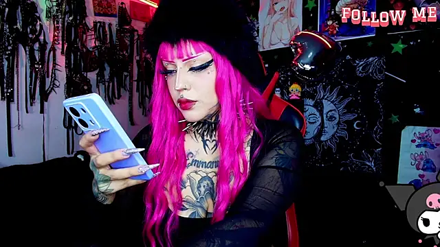 jannaink  online show from December 17, 2025, 9:53 pm