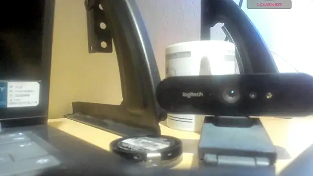 Snapshot of thomas_santtos1 chatting on June 13, 2026, 4:10 am thomas santtos1 online show from June 13, 2026, 4:10 am