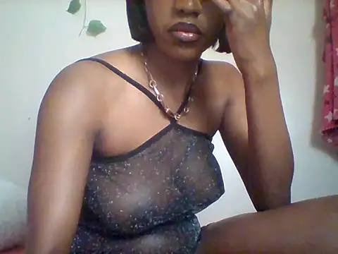 Queeen model online show from June 22, 2026, 5:21 pm